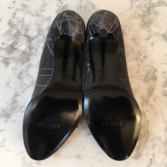 Vaneli di notte ‘Pimba’ Black with Silver Metallic Heeled Pumps - Picture 9 of 11